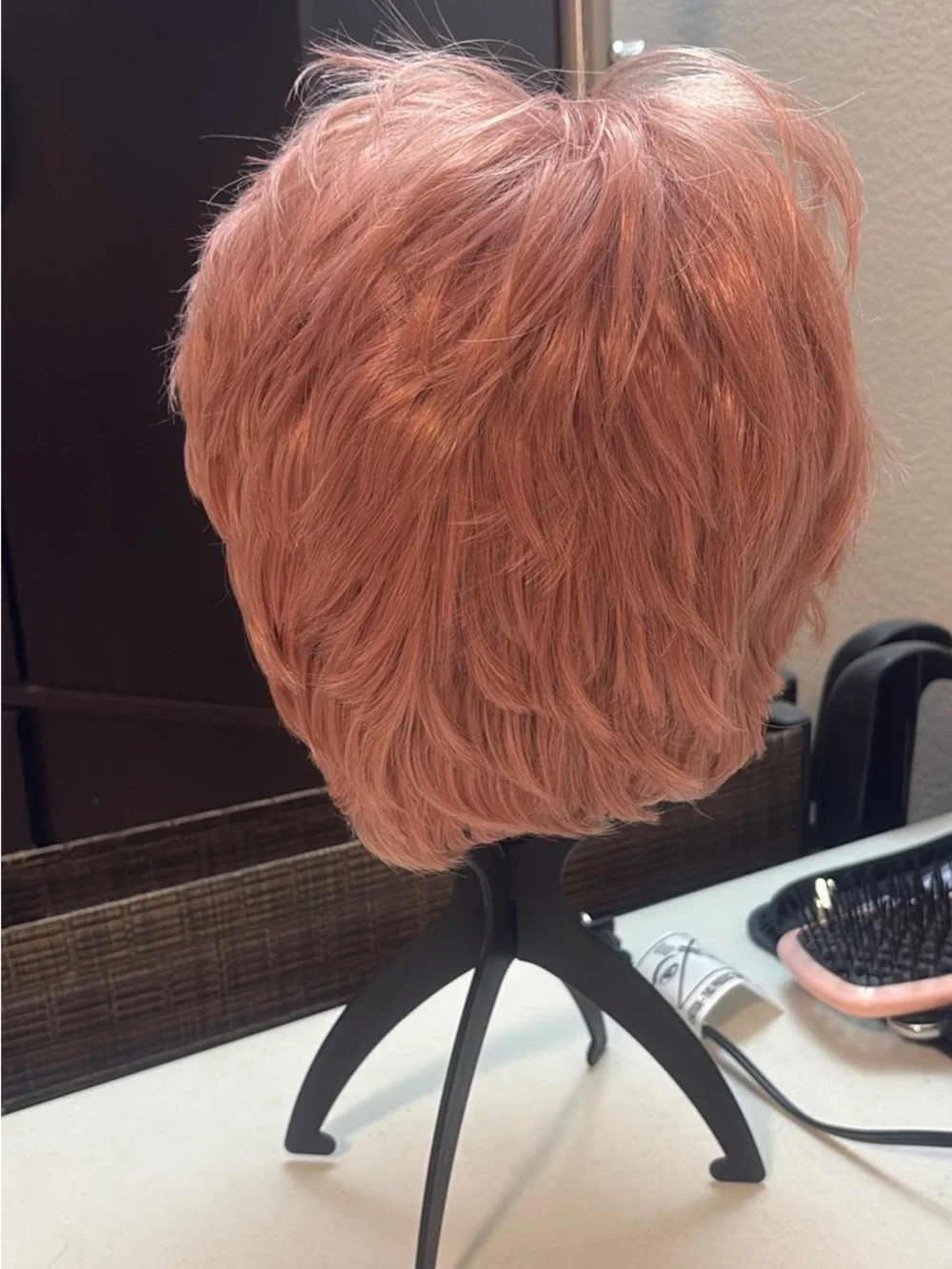 Short Layered Women's Wig in Rose Goldcute pink pixie wig